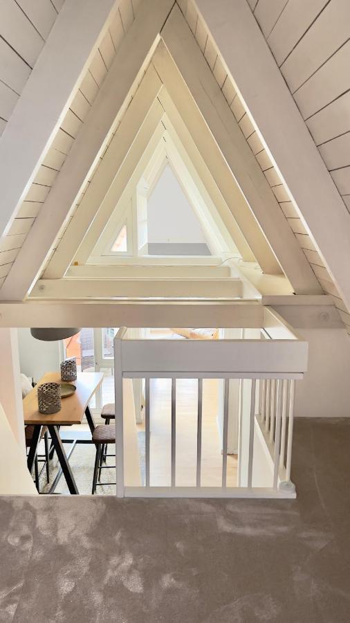 Gemuetliche Maisonettewohnung Mit Dachterrasse Am Schloss Ольденбург Экстерьер фото