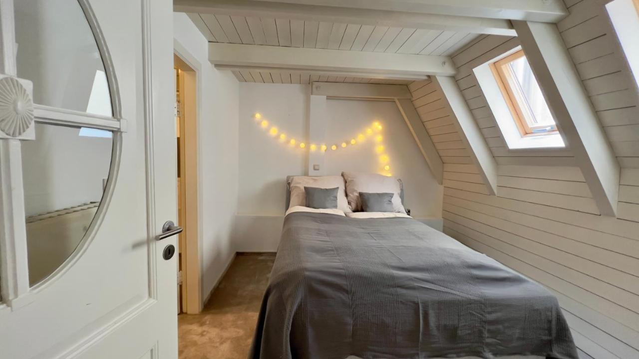 Gemuetliche Maisonettewohnung Mit Dachterrasse Am Schloss Ольденбург Экстерьер фото