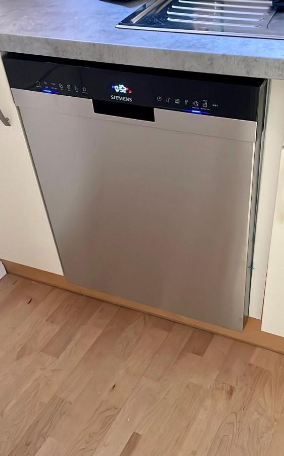 Gemuetliche Maisonettewohnung Mit Dachterrasse Am Schloss Ольденбург Экстерьер фото