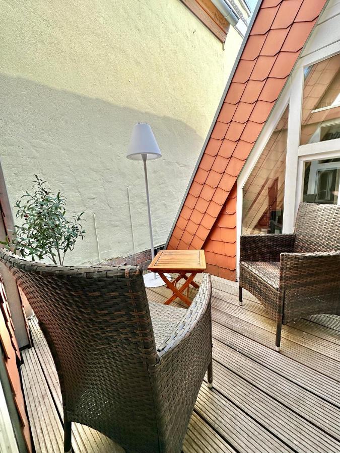 Gemuetliche Maisonettewohnung Mit Dachterrasse Am Schloss Ольденбург Экстерьер фото